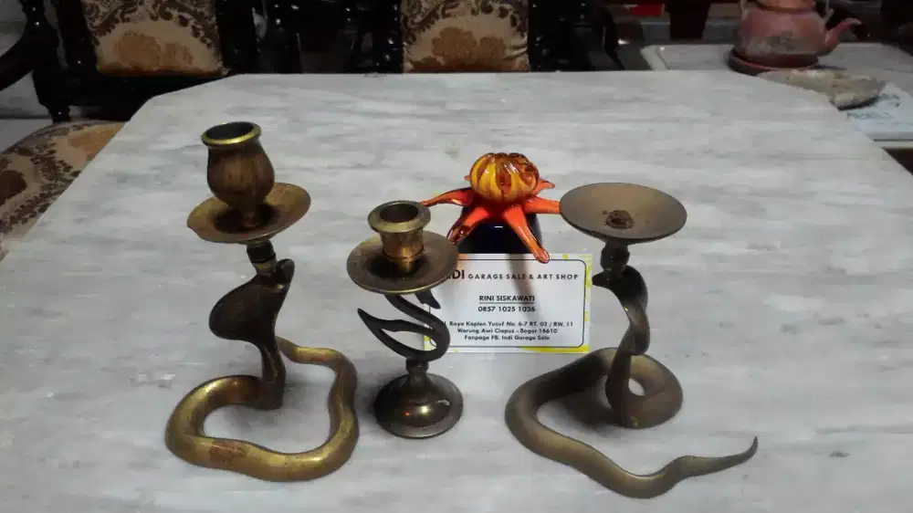 3 Tempat Lilin Lawas