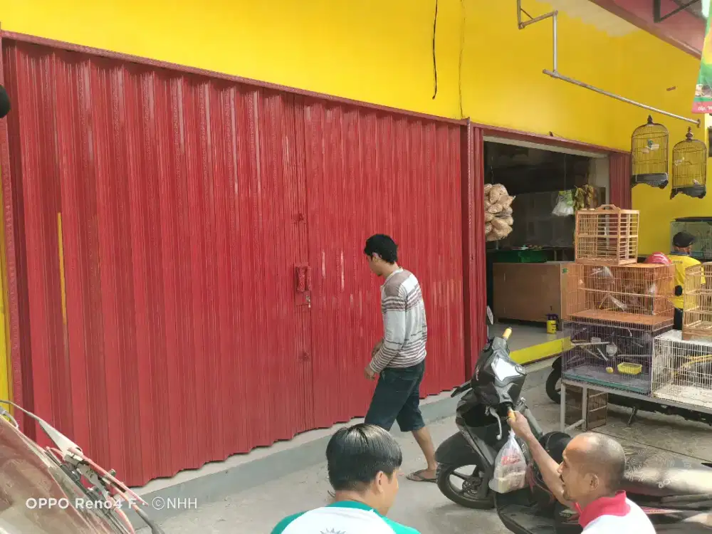 Rolling door dan folding gate