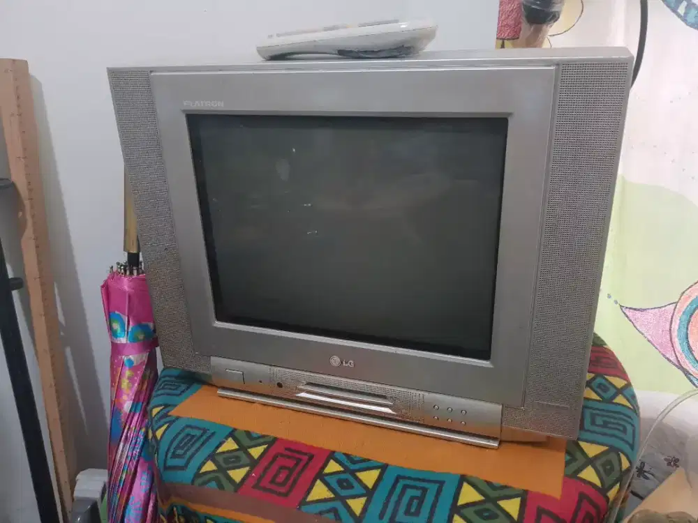 TV LG Flatron 15 inch