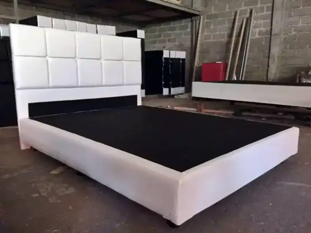 Dipan kayu minimalis custom murah