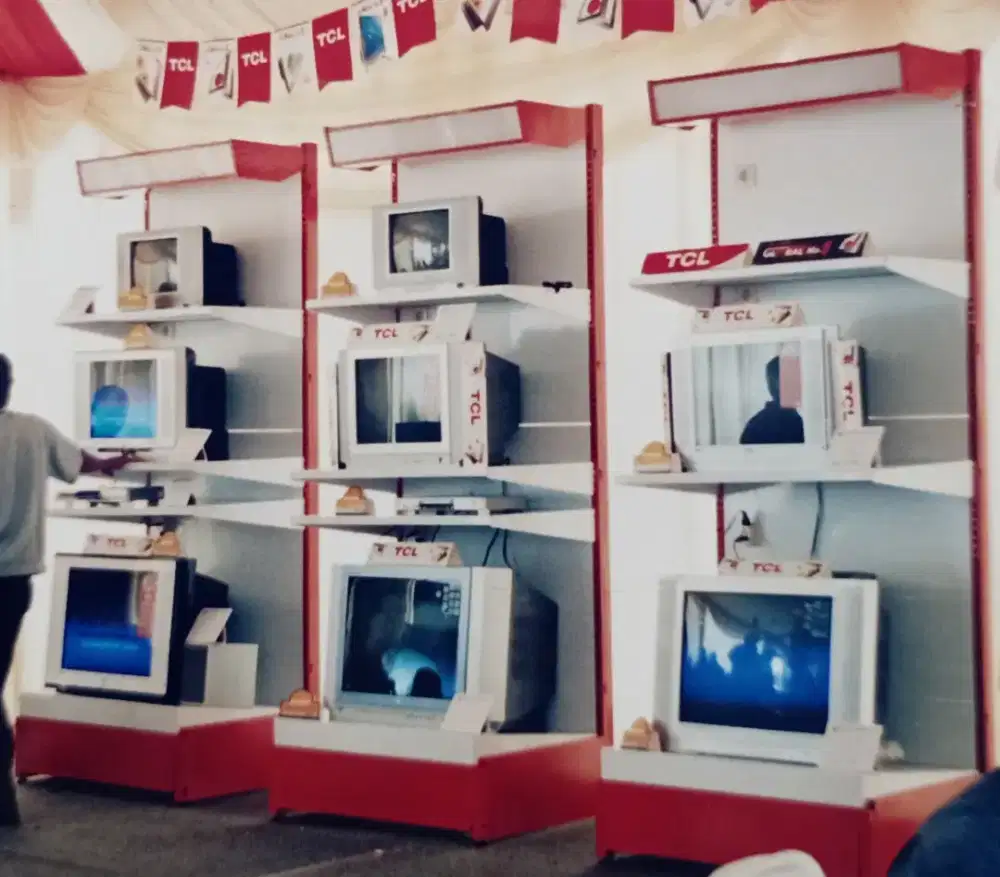 Rak besi, 3 susun, kokoh,