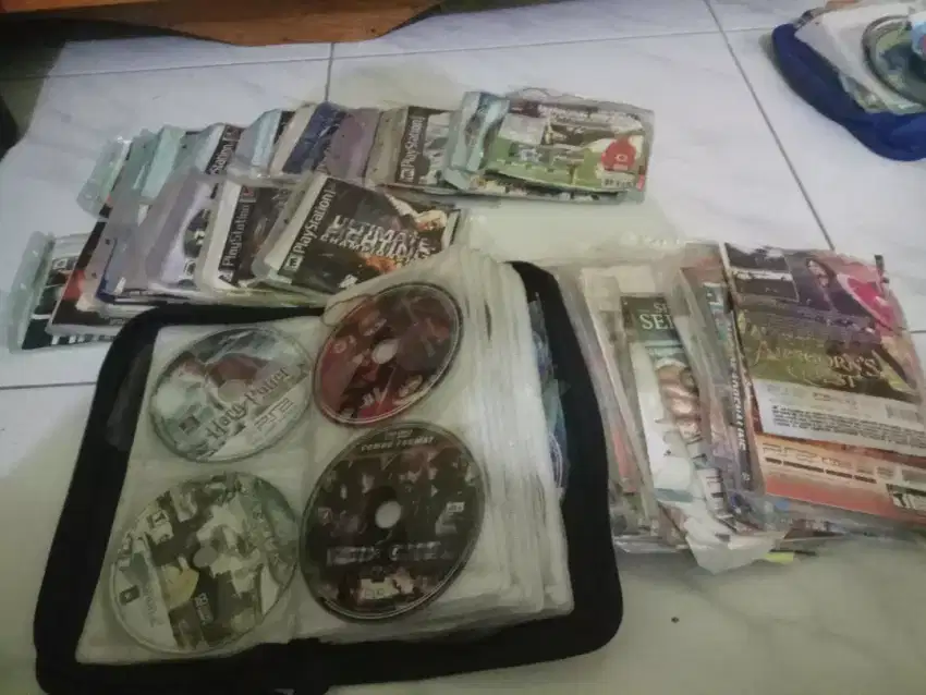 kaset DVD untuk game