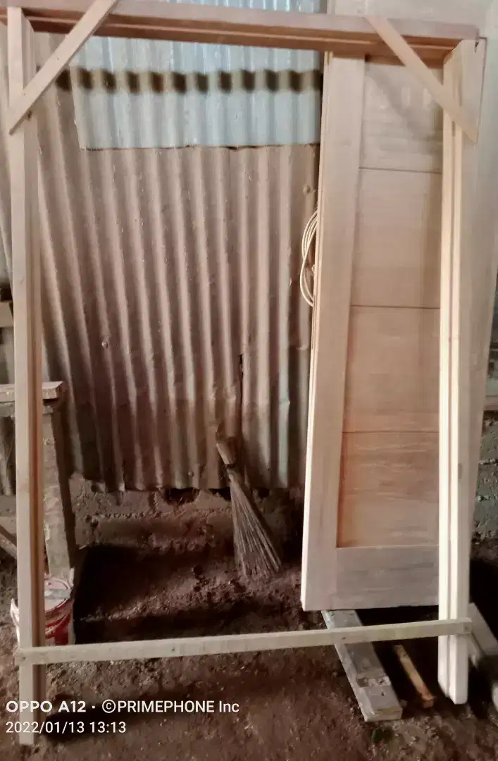 Kusen pintu dan jendela