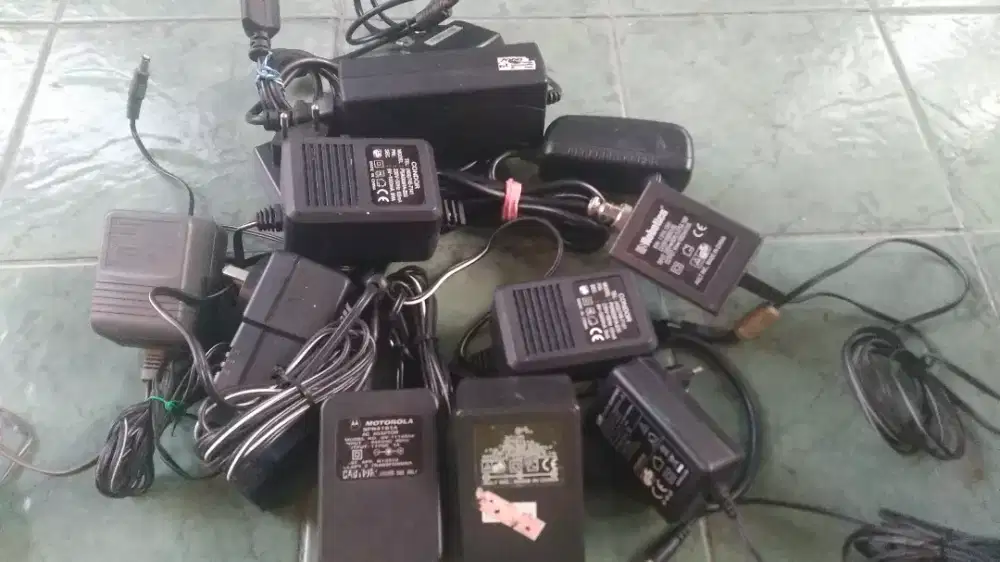 Adaptor 3.7 Volt  7.5volt 9 volt 18 volt 24 volt sd 48 Volt