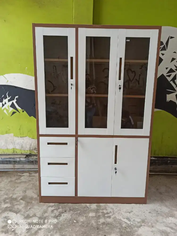 Lemari Kantor 3 Pintu / Lemari Arsip 3 Pintu / Lemari Besi 3 Pintu 08