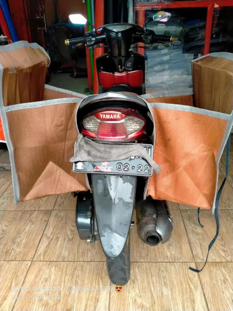 Tas motor tas kurir bahan brekele/benang rajut sold