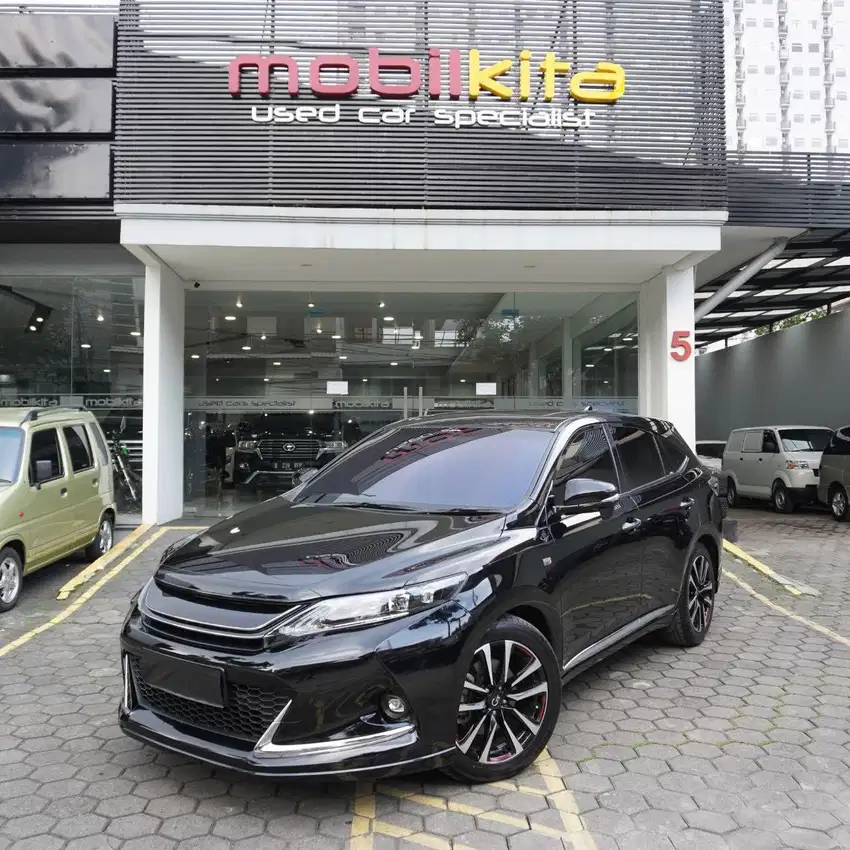 Toyota Harrier 2.0 Gs Premium Sound Tahun 2015