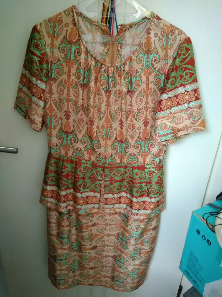 Dress wanita coklat dan hijau coklat tanpa lengan(2)