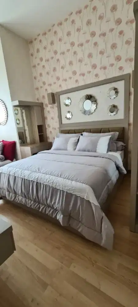 Disewakan apartemen the peak Paling murah 2BR