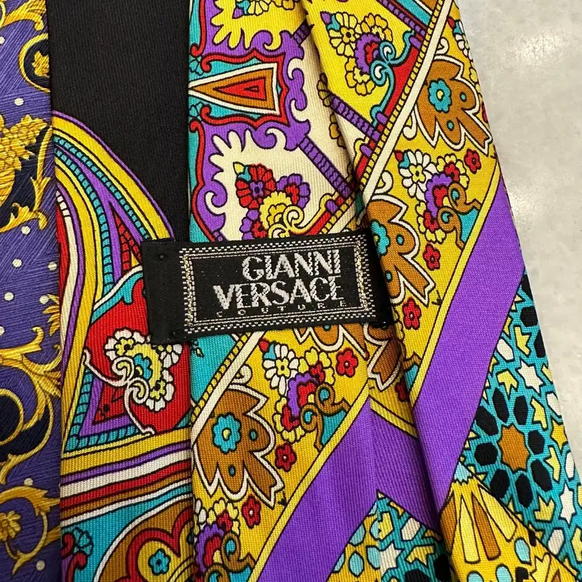 Preloved Vintage Gianni Versace 100% Silk Ties