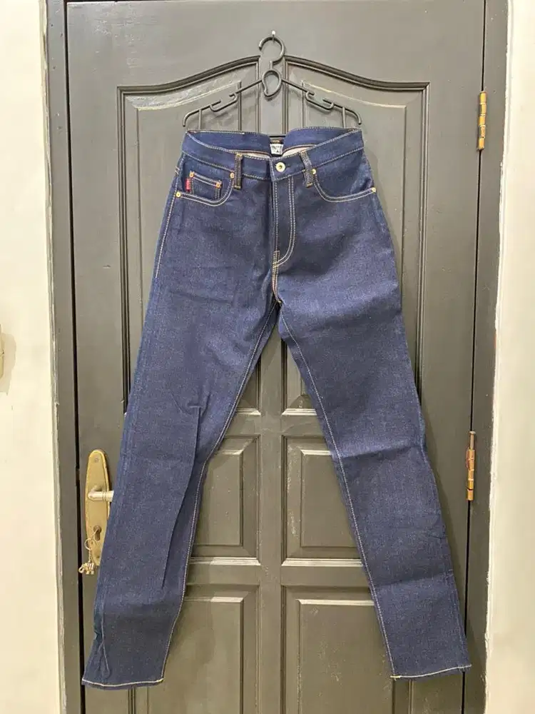 AYEDENIM JEANS SYMBOLIC LODGE SIZE 34 (NEW)