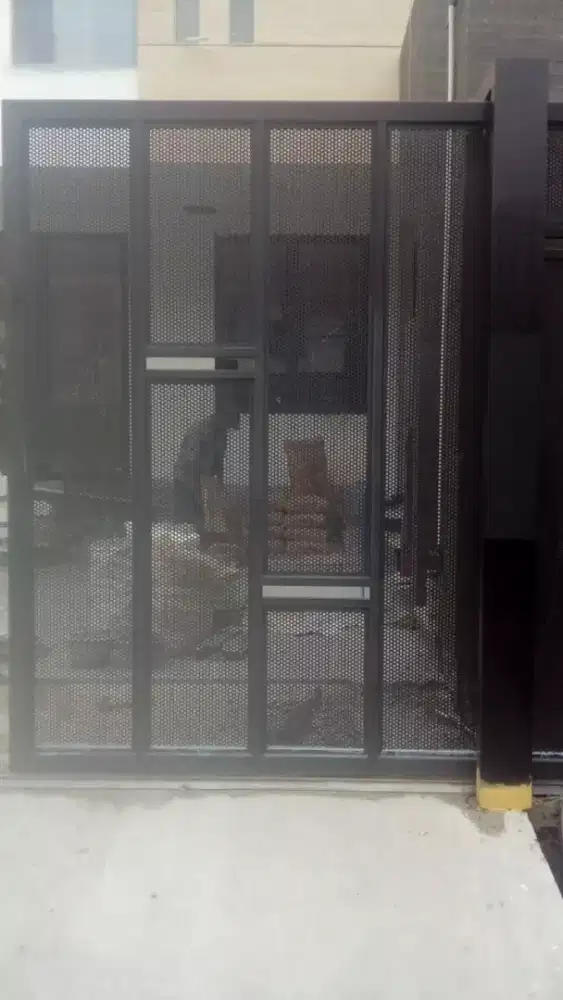 Gerbang pintu minimalis