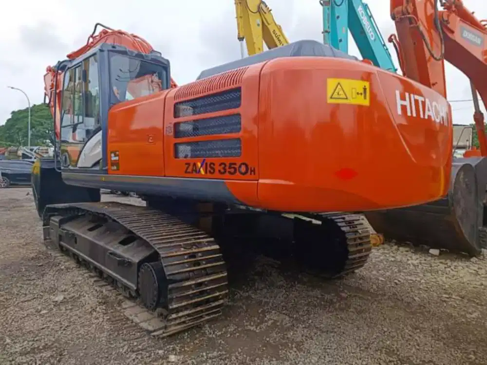Hitaci Zaxsis 350H tahun 2015