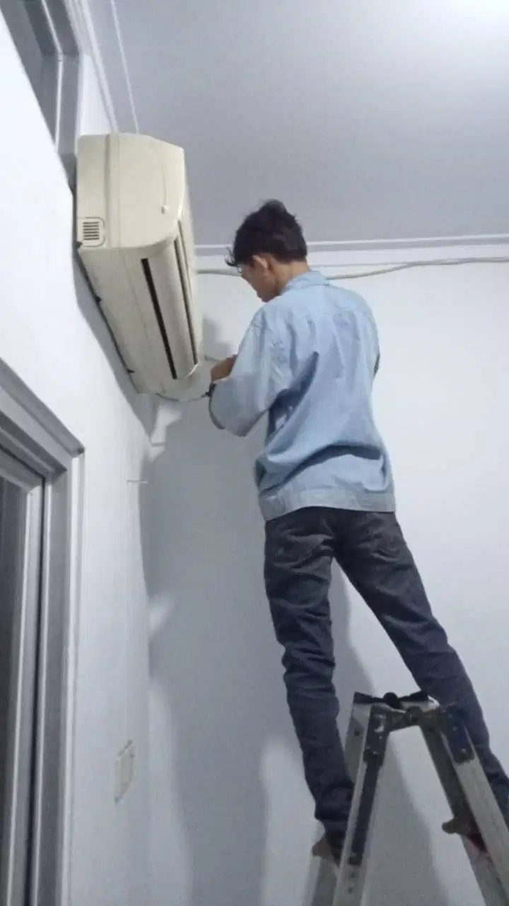 ac 1/2pk second berkualitas