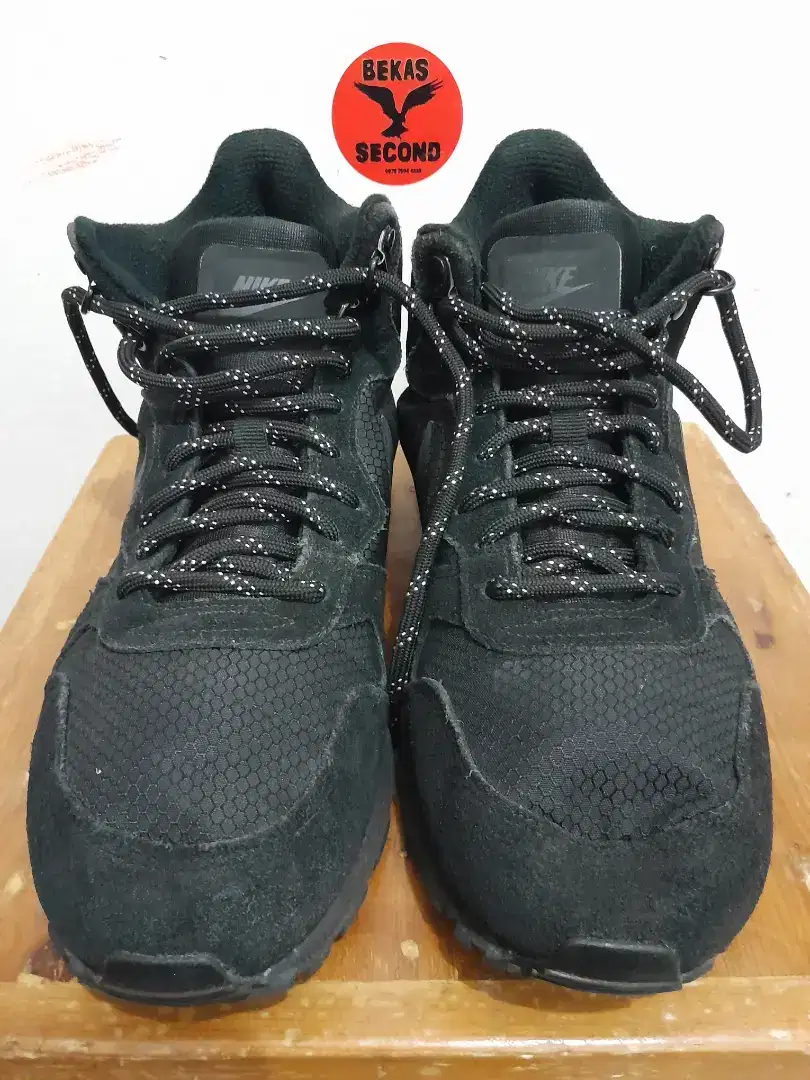 Sepatu pria md runner 2 mid prem