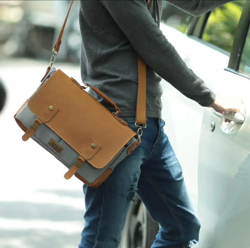 tas selempang kulit, Pria/ Wanita