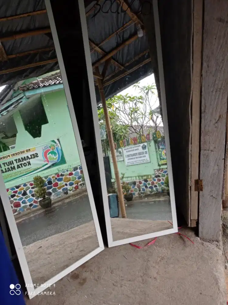 cermin full body tempel / standing