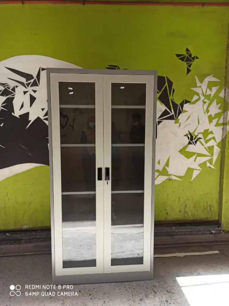 Lemari Besi / Lemari Kantor / Lemari Kerja / Lemari Arsip 2 Pintu 09
