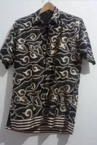 Free-Kirim |Cod| - kemeja Batik good size L bahan lembut_-