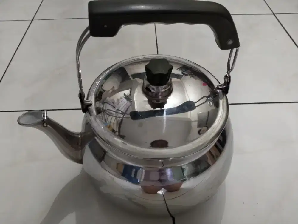 Ceret bunyi/Teko siul masak air panas Stainless Steel 7 Liter