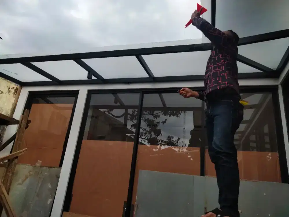 Sticker kaca sunblast untuk canopy atau partisi