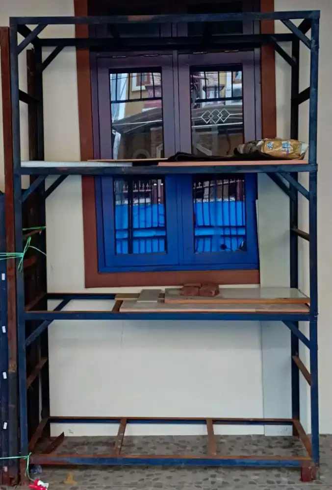 Rak besi untuk stock barang, Tinggi 235cm, Panjang 153cm, Lebar 62cm