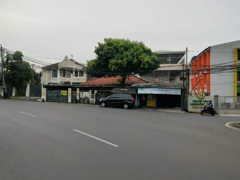Pondok Pinang Jaksel, Dijual Rumah Tua Hitung Tanah Luas 475m²