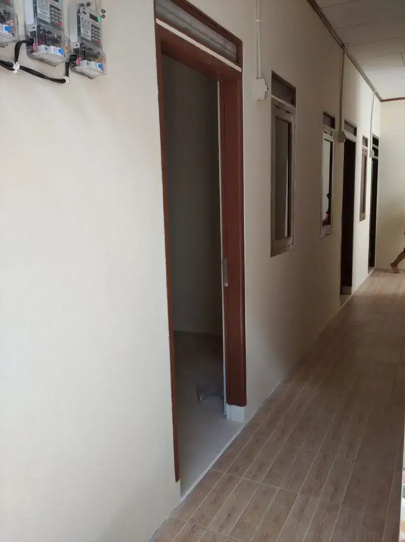 DIKONTRAKKAN UTK KARYAWAN/KARYAWATI - WC DALAM (BANGUNAN BARU)