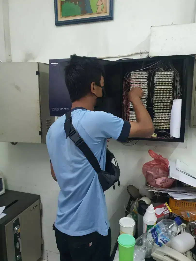 LAYANAN JASA INSTALASI , SERVIS DAN SETTING PABX , CCTV DAN LAN