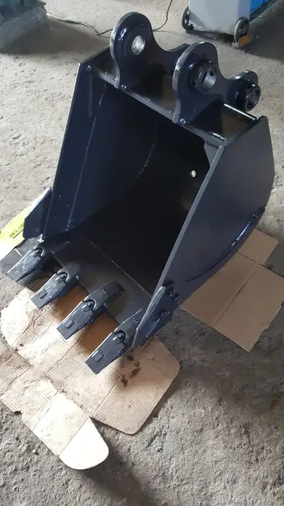 BUCKET KECIL KELAS 5TON PC50 SK50 SH50 SY50 ZX50 KUBOTA50 BOBCAT50 DLL