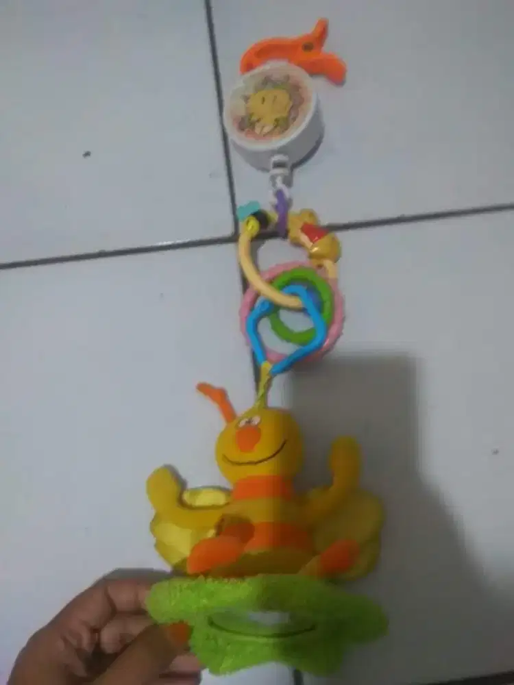 Dijual murah mainan musik tidur gantung,bs berputar, tanpa batre jd