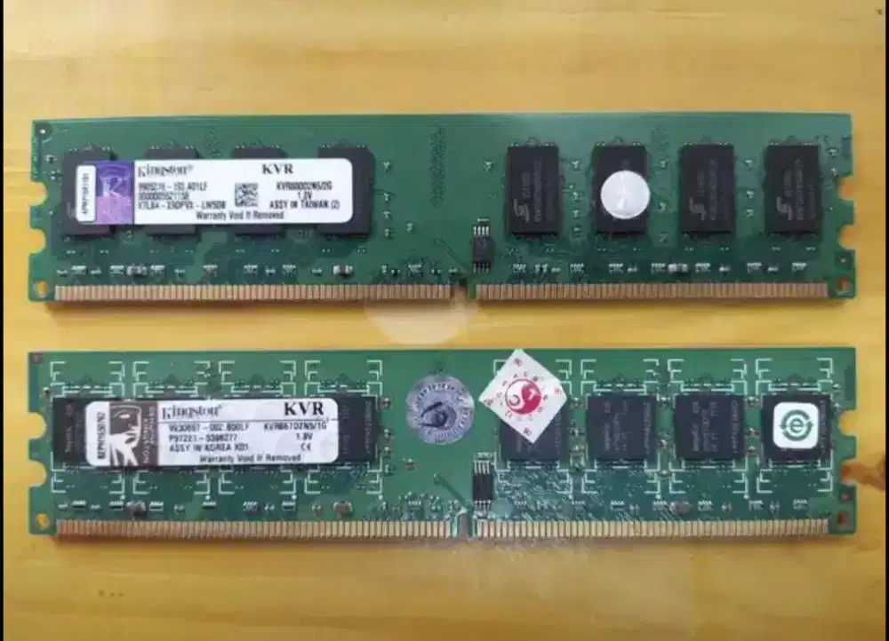 RAM DDR3 Kingstone 2GB dan 1GB
