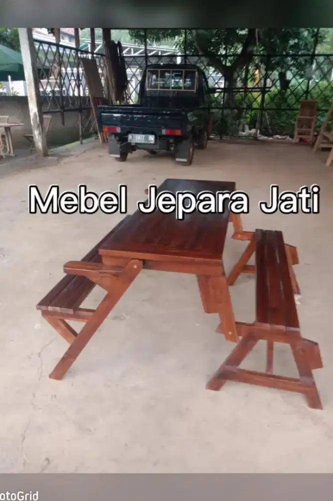 Meja bangku lipat