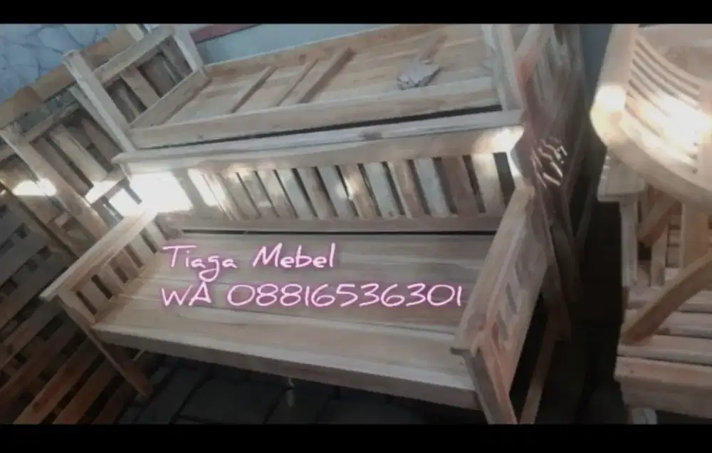 Kursi resban kayu jati di Yogyakarta