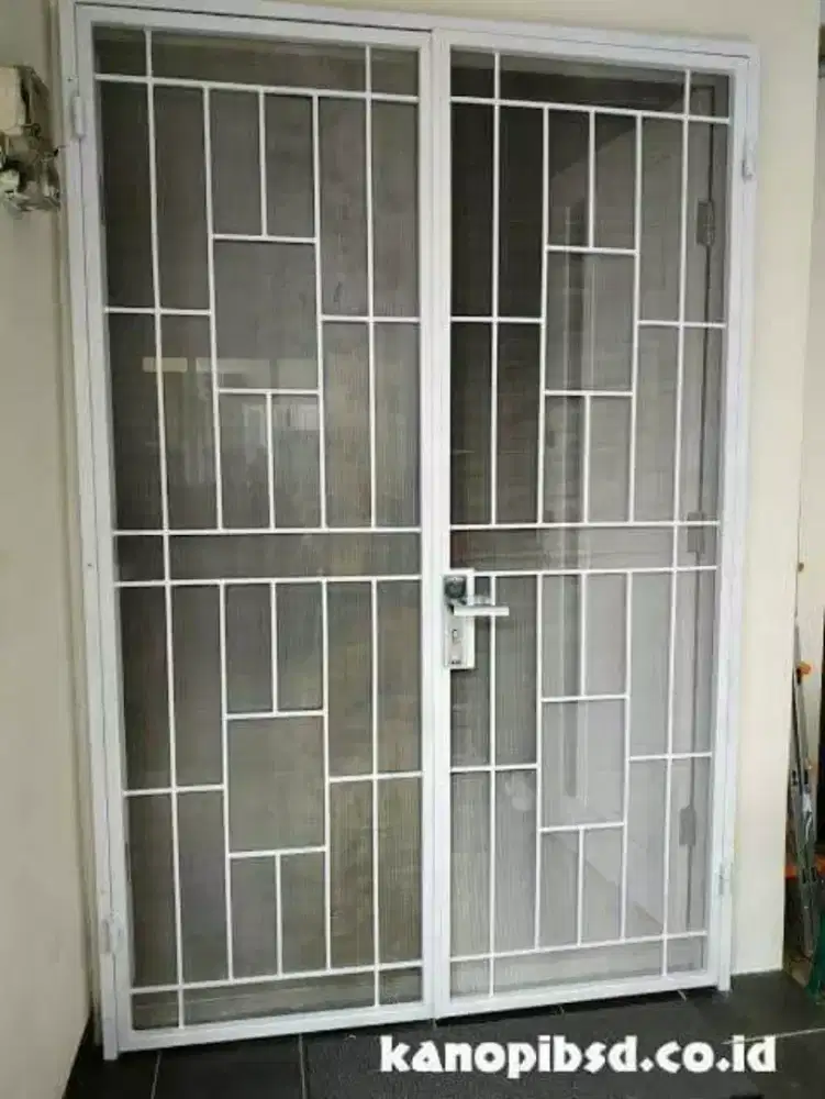 pintu double/pintu kasa nyamuk aman dan nyaman