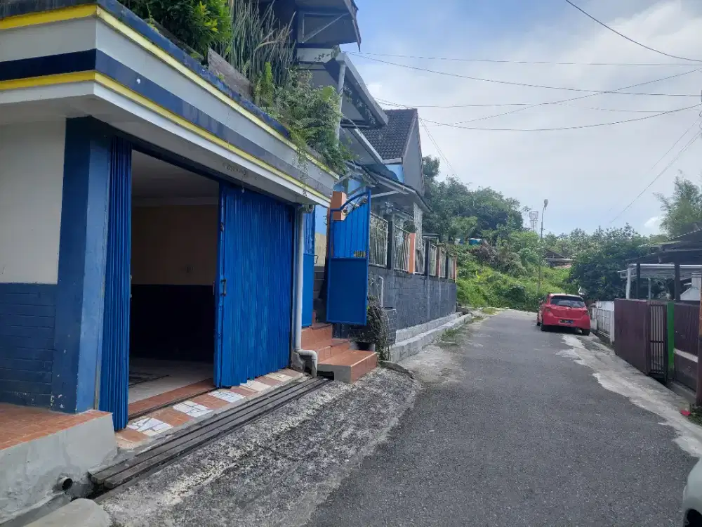 DIJUAL RUMAH TENGAH KOTA GUNUNG GUNTUR ASRI