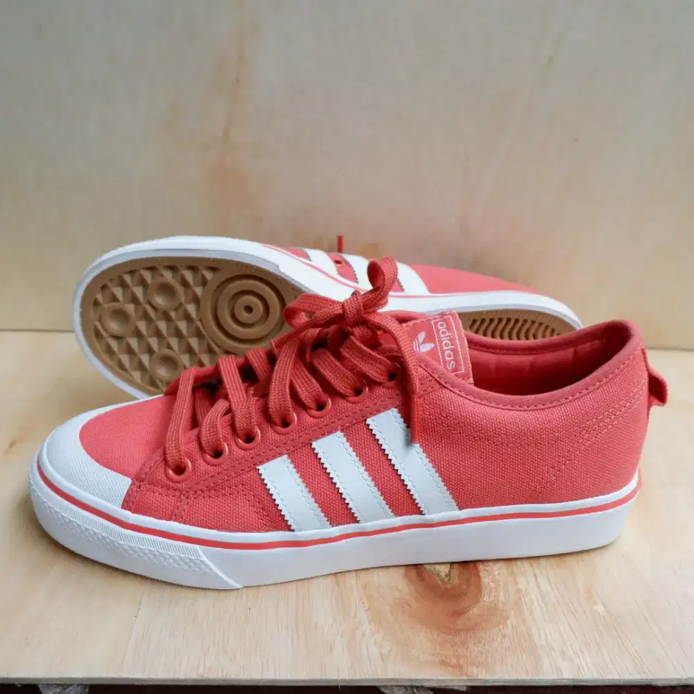 Sepatu Adidas Nizza Orange