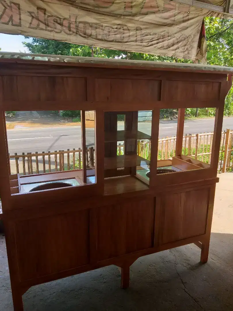 Gerobak angkringan dan