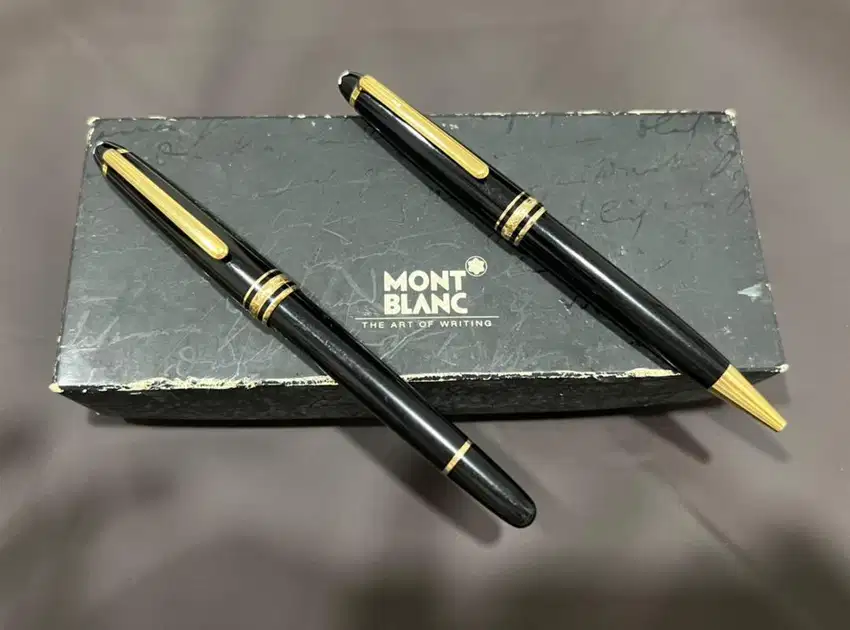 Sepasang Mont Blanc