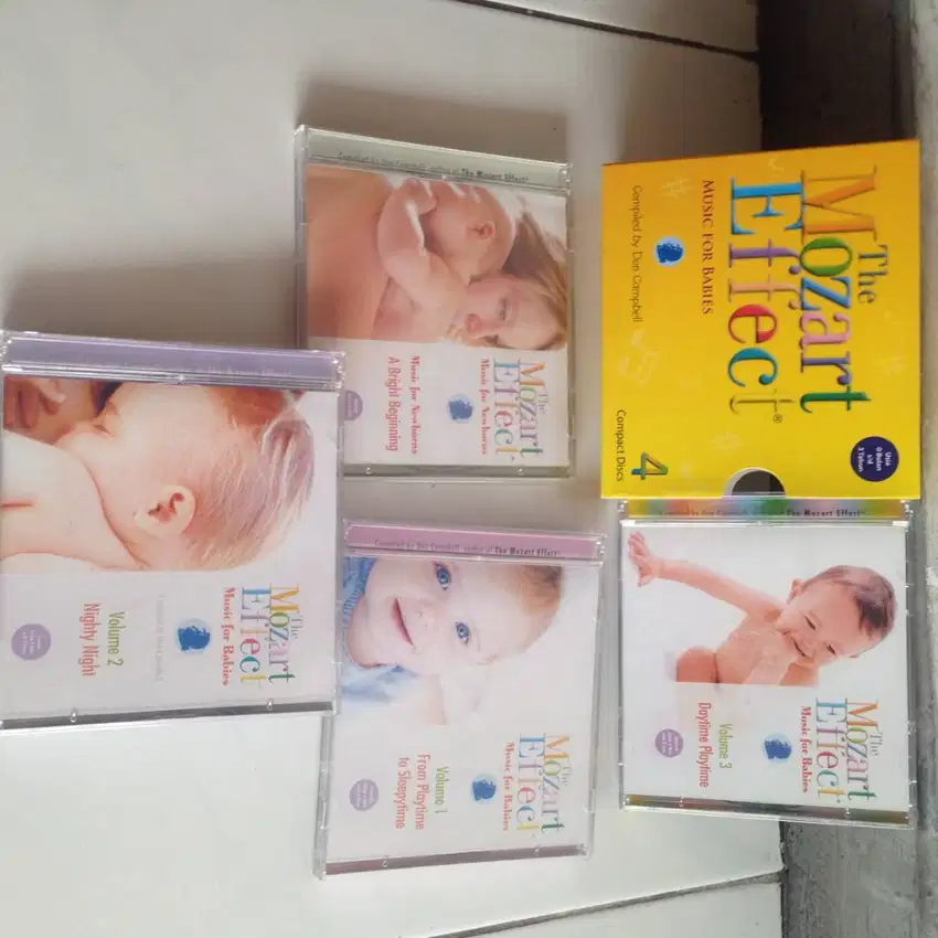 The Mozart Effect CD untuk bayi dalam kandungan.