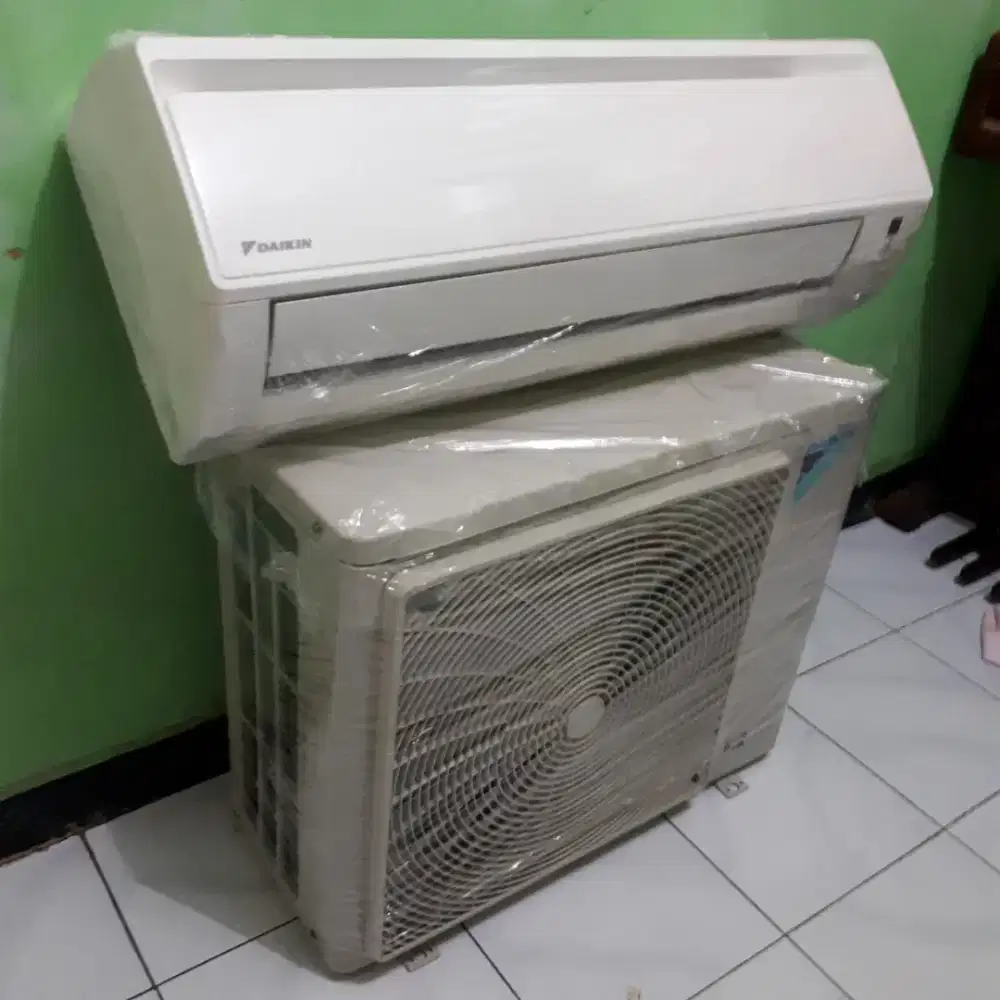 AC DAIKIN MALAYSIA SECOND 1,5 PK