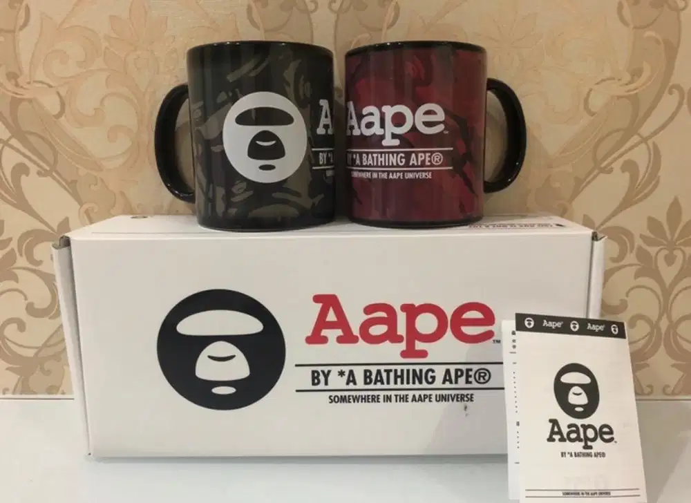 AAPE MUG - COLOR CHANGING (BISA BERUBAH WARNA BILA KENA AIR PANAS)