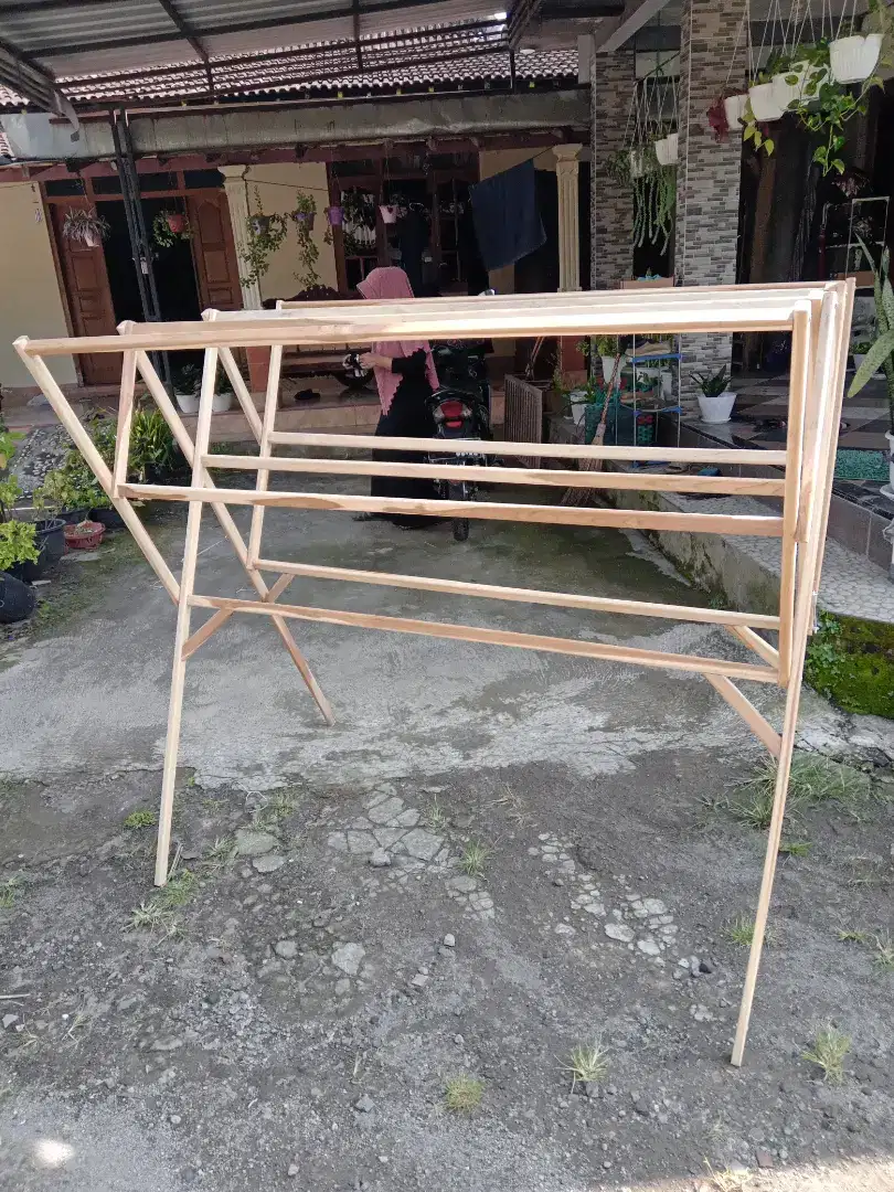Jemuran Lipat Kayu Jati Kuat