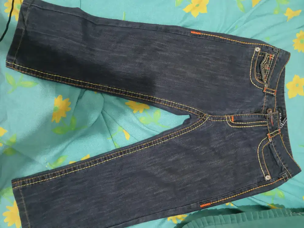 Jeans Hitam brand ALL BLACK mirip True Religion