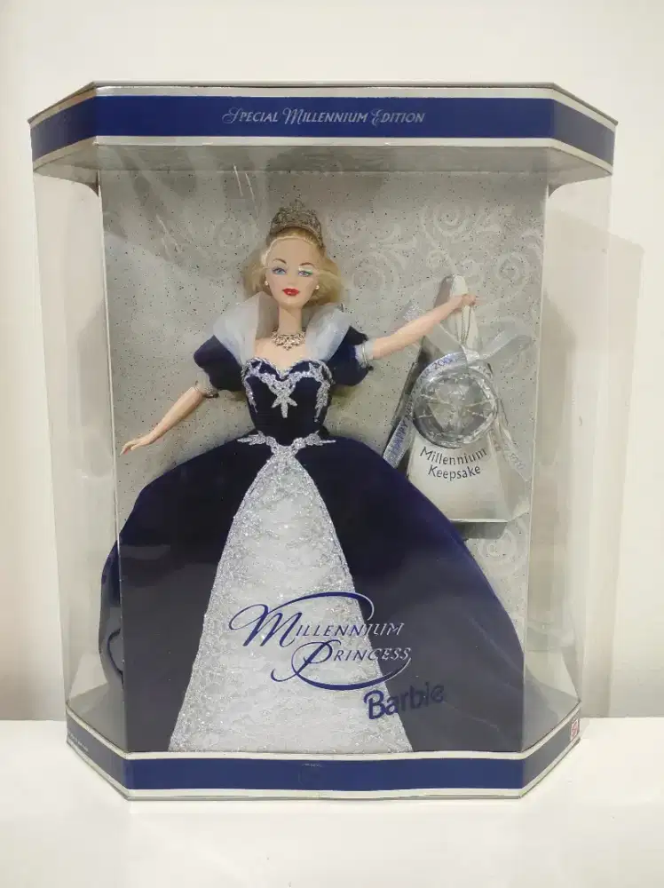 Barbie Special Edition Millennium Princess Mattel 1999