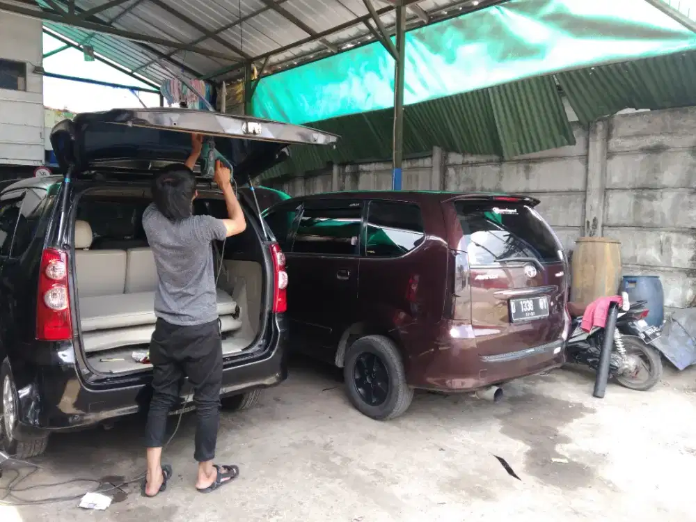 Kaca film mobil murmer