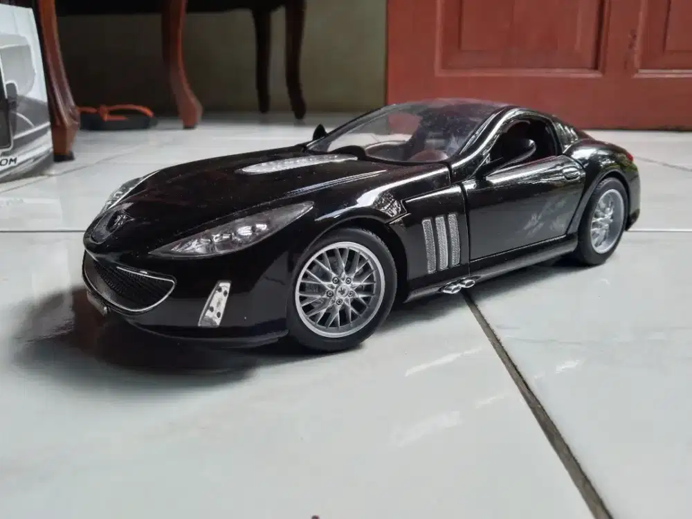 DIJUAL MOBIL PEUGEOT 207