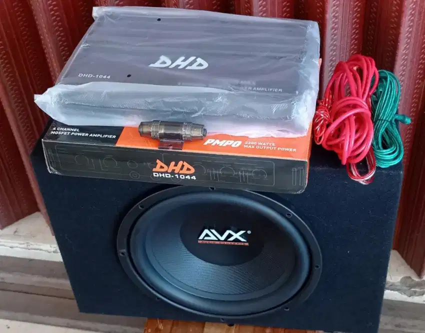 Power 4channel merk DHD dan Subwoofer 12 merk AVX + box, dps