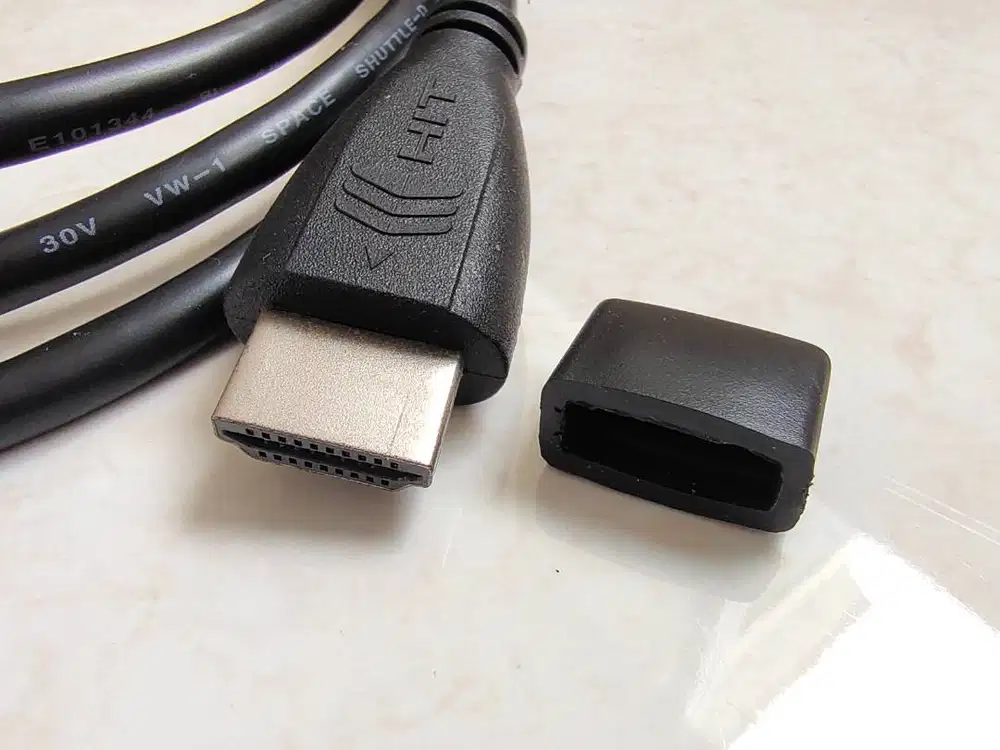 OEM High Speed HDMI cable 1.5m (MINTED & never used) cap protected