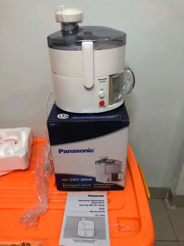 Panasonic juicer MJ68 M